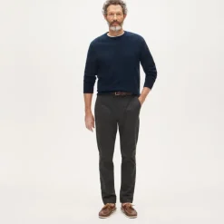 1040 Athletic Tapered-fit stretch chino pant