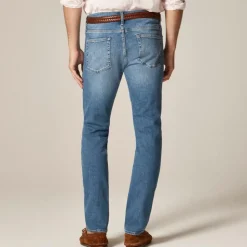 484 Slim-fit stretch jean in medium wash