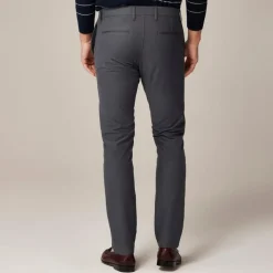 484 Slim-fit tech pant