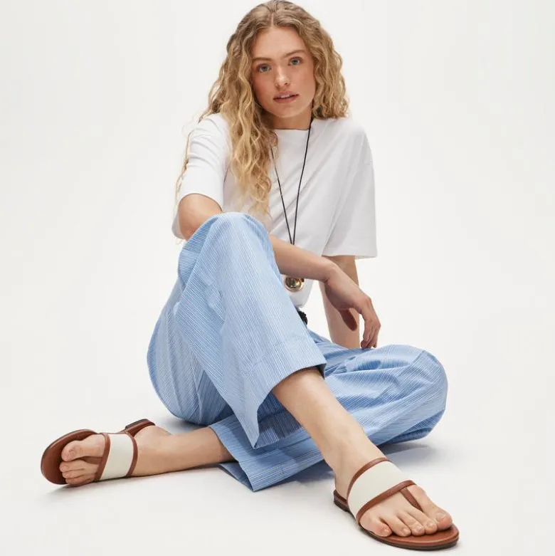 Audrey thong sandals in canvas and leather