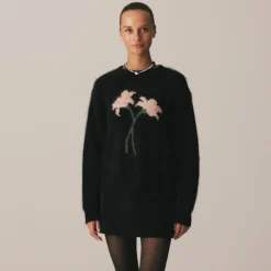 Brushed cashmere relaxed crewneck sweater with floral intarsia