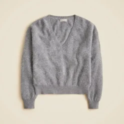 Brushed cashmere V-neck sweater