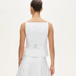 Button-up cutaway tank top in Gramercy linen blend