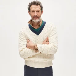 Cable-knit V-neck sweater in cotton