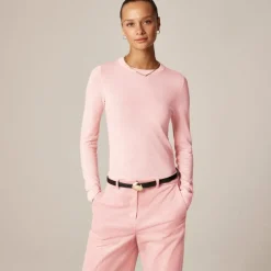 Carolyn fitted crewneck sweater in merino wool