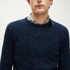 Cashmere cable-knit sweater