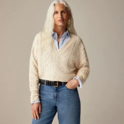 Cashmere cropped cable-knit V-neck sweater