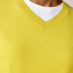Cashmere high V-neck sweater