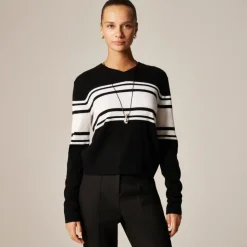 Cashmere high V-neck sweater in stripe
