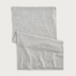 Cashmere wrap