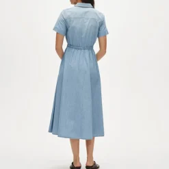 Cerise shirt-dress in chambray