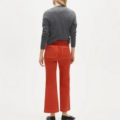 Charley kickout cropped pant in chino