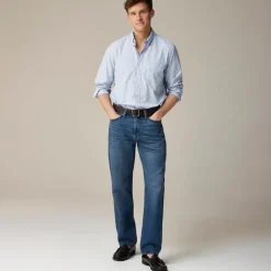 Classic jean in medium wash