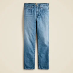Classic jean in medium wash