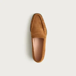 Classic loafers in suede