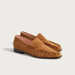 Classic loafers in suede