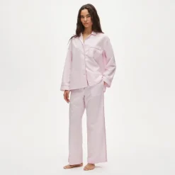 Classic "Mom" pajama pant set in end-on-end cotton