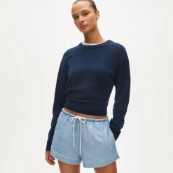 Cruise short in chambray