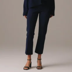 Delaney kickout sweater pant