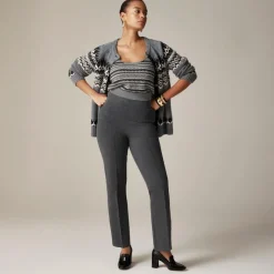 Delaney kickout sweater pant