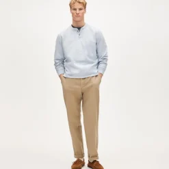 Dense cotton herringbone henley