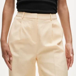 Essential wide-leg pant in Gramercy linen blend