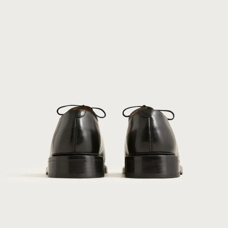 Essex split-toe bluchers in leather