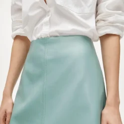 Fairfax skirt in faux leather
