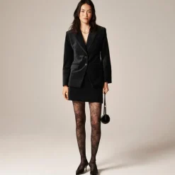 Flap-pocket mini skirt in velvet