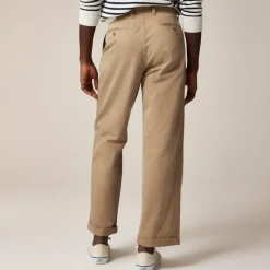 Giant-fit chino pant