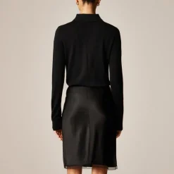 Gwen knee-length slip skirt in viscose charmeuse