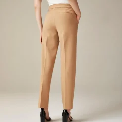 Kate straight-leg pant in four-season stretch