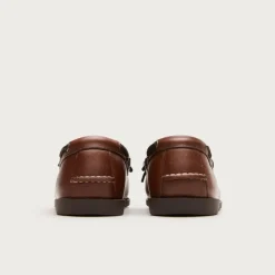 Lake shoes in leather