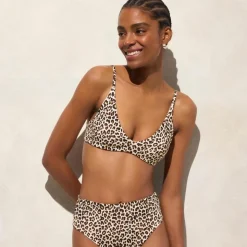 Lana bikini top in Classic Sculpt™