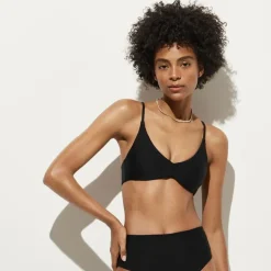 Lana bikini top in Classic Sculpt™