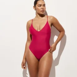 Lana one-piece in Classic Sculpt™