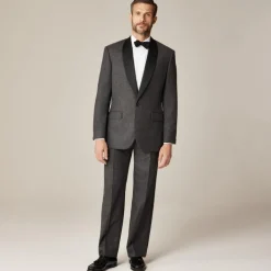 Limited-edition Relaxed-fit shawl-collar tuxedo jacket in English wool flannel