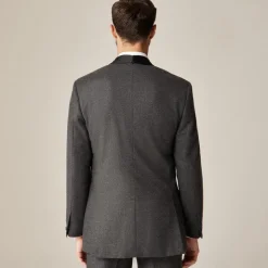 Limited-edition Relaxed-fit shawl-collar tuxedo jacket in English wool flannel
