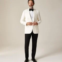 Ludlow Slim-fit dinner jacket in Italian wool