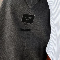 Ludlow Slim-fit suit jacket in English cotton-wool blend