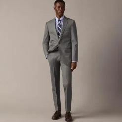 Ludlow Slim-fit suit jacket in Italian wool