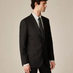 Ludlow Slim-fit suit jacket in Italian wool