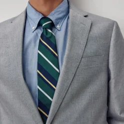Ludlow Slim-fit suit jacket in Italian wool