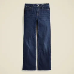 Mid-rise kickout jean