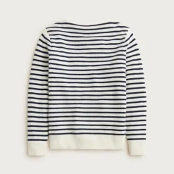 Midweight cashmere boatneck sweater in stripe