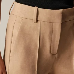 Natalia pant in four-season stretch