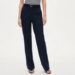 Natalia pant in four-season stretch
