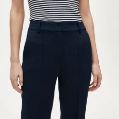 Natalia pant in four-season stretch