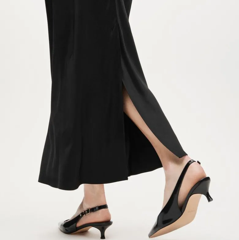 New Gwyneth slip skirt in viscose charmeuse