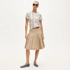 New relaxed linen T-shirt in bandana print